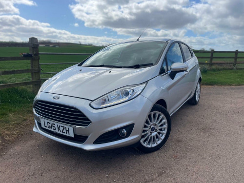 Ford Fiesta  1.6 Titanium