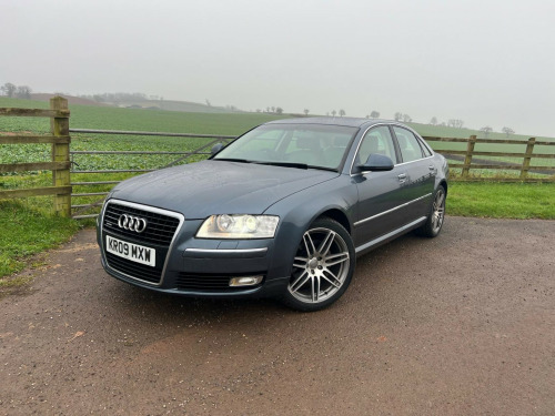 Audi A8  3.0 TDI SE 