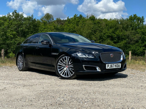 Jaguar XJ  3.0d V6 Autobiography Auto Euro 6 (s/s) 4dr (LWB)