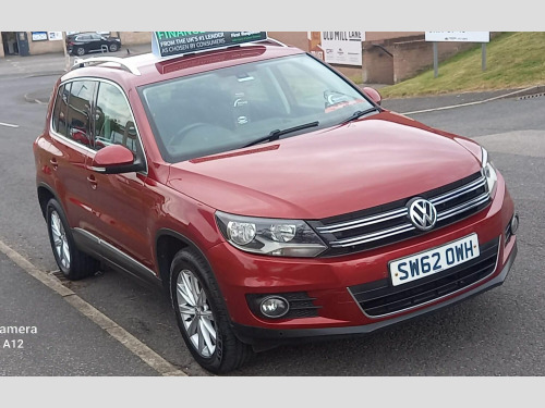 Volkswagen Tiguan  2.0 TDI BlueMotion Tech SE DSG 4WD Euro 5 (s/s) 5dr