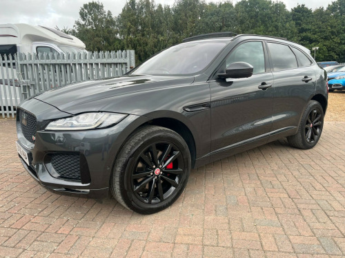 Jaguar F-PACE  3.0 D300 V6 S Auto AWD Euro 6 (s/s) 5dr