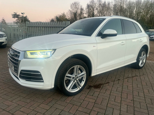 Audi Q5  2.0 TDI S line S Tronic quattro Euro 6 (s/s) 5dr