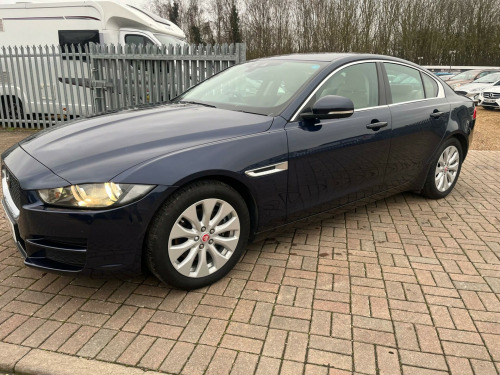 Jaguar XE  2.0d Prestige Auto Euro 6 (s/s) 4dr 