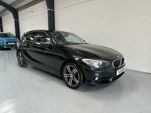 BMW 1 Series  2.0 118d Sport 3-door