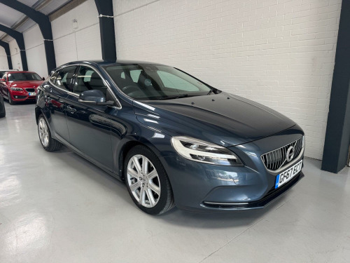Volvo V40  2.0 Inscription T2