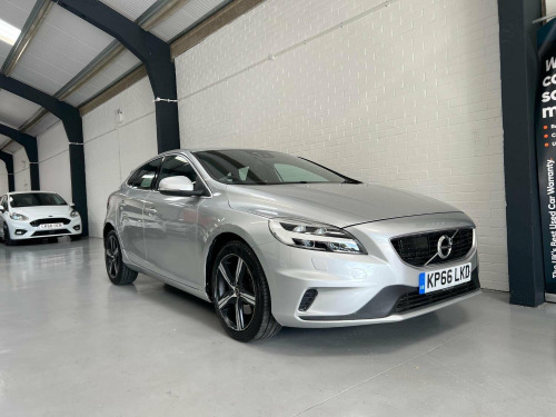 Volvo V40 2.0 R-Design T3