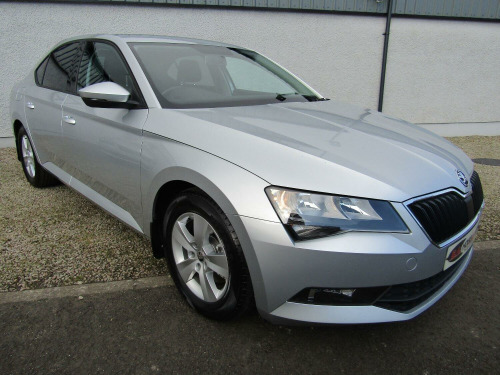 Skoda Superb  1.6 TDI S