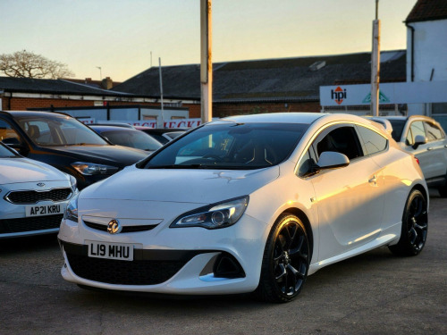 Vauxhall Astra  2.0T VXR Euro 6 (s/s) 3dr