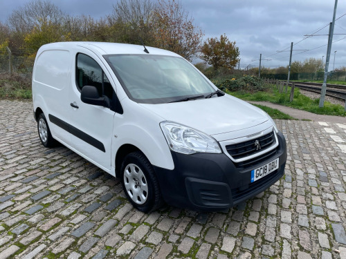 Peugeot Partner  1.6 BlueHDi 854 Professional Panel Van 5dr Diesel Manual L1 (112 g/km, 97.6