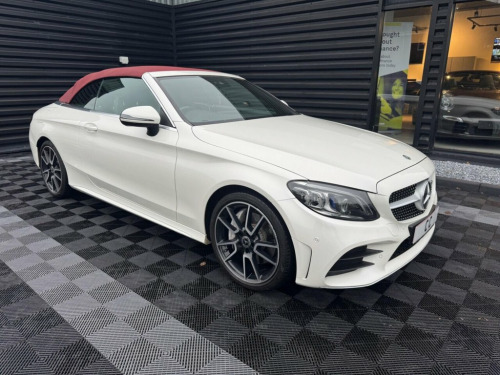 Mercedes-Benz C-Class  2.0 C300d AMG Line (Premium) Cabriolet G-Tronic+ E 