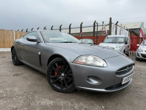 Jaguar XK  4.2 V8 Coupe 2dr Petrol Auto Euro 4 (300 ps)