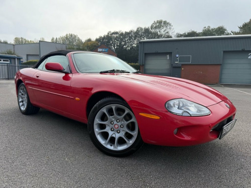 Jaguar XKR  XKR Automatic 4.0 V8 Supercharged Convertible