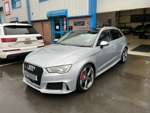 Audi RS3  2.5 TFSI 
