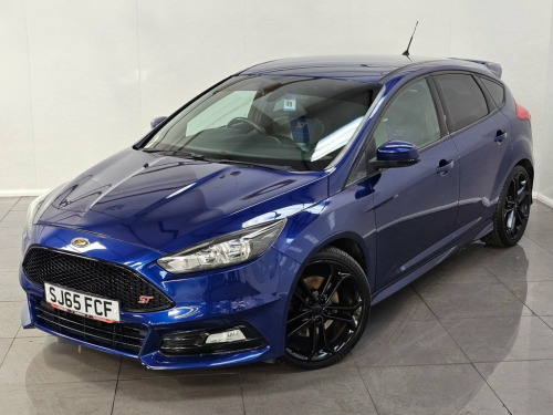 Ford Focus  2.0T EcoBoost ST-2 Hatchback 5dr Petrol Manual Eur