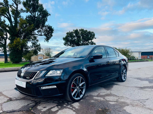 Skoda Octavia  2.0 TDI vRS DSG 4WD Euro 6 (s/s) 5dr