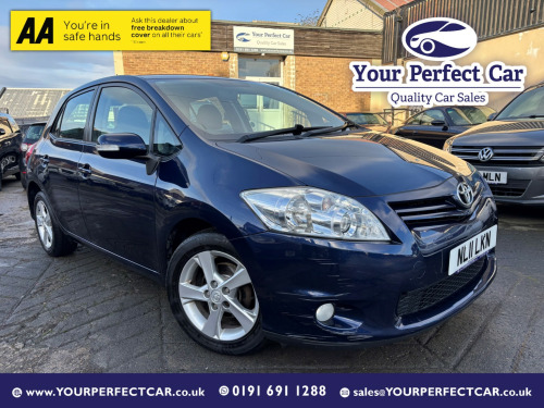 Toyota Auris  1.6 V-Matic TR 