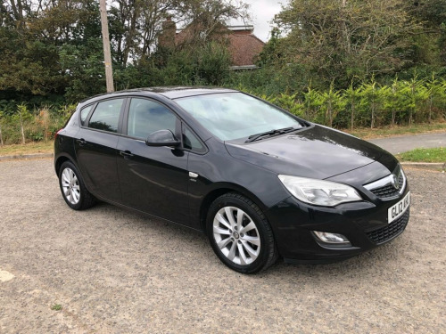 Vauxhall Astra  1.7 ACTIVE CDTI 5d 108 BHP *** DRIVES  GREAT ***
