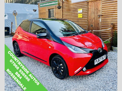 Toyota AYGO  1.0 VVT-i x-cite 4 Red Bi-Tone Hatchback 5dr Petro