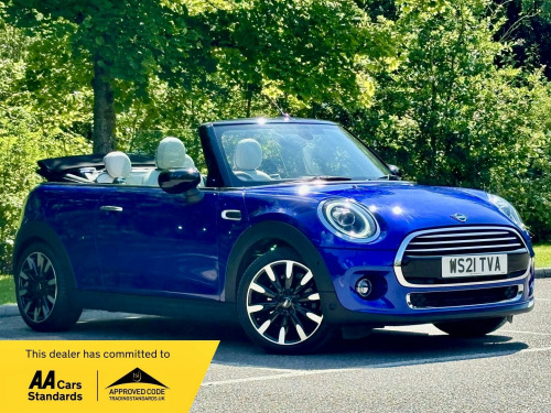 MINI Convertible  1.5 Cooper Exclusive Steptronic Euro 6 (s/s) 2dr