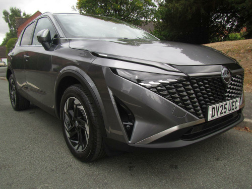 Nissan Qashqai  1.3 DIG-T MHEV N-Connecta - CURRENTLY BEING REPAIRED - CAT S