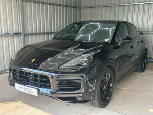 Porsche Cayenne  3.0 V6 E-Hybrid 14.1kWh TiptronicS 4WD Euro 6 (s/s) 5dr (3.6kW Charger)