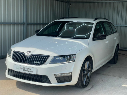 Skoda Octavia  2.0 TDI vRS Euro 6 (s/s) 5dr (SNav)