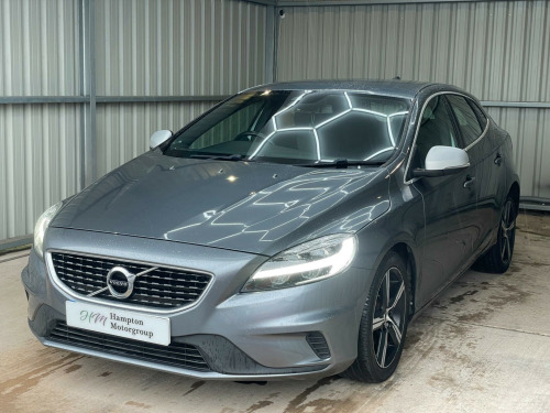 Volvo V40  2.0 T2 R-Design Euro 6 (s/s) 5dr