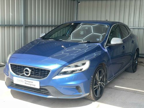 Volvo V40  2.0 D2 R-Design Pro Euro 6 (s/s) 5dr