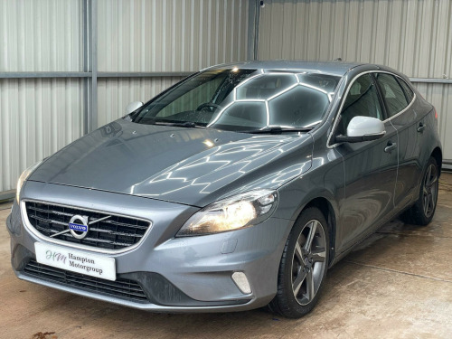 Volvo V40  2.0 T2 R-Design Nav Euro 6 (s/s) 5dr 
