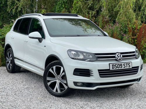 Volkswagen Touareg  3.0 TDI V6 BlueMotion Tech R-Line Tiptronic 4WD Euro 5 (s/s) 5dr