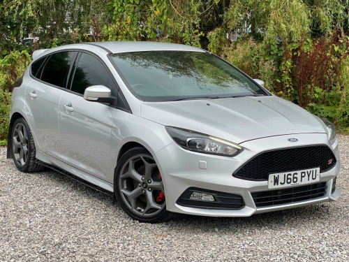 Ford Focus  2.0 TDCi ST-3 Euro 6 (s/s) 5dr