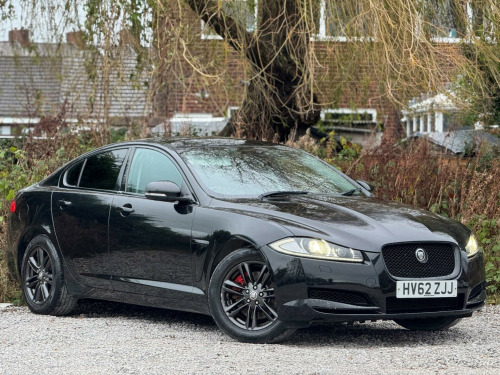 Jaguar XF  2.2d Luxury Auto Euro 5 (s/s) 4dr