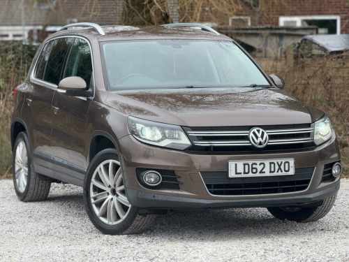 Volkswagen Tiguan  2.0 TDI BlueMotion Tech Sport DSG 4WD Euro 5 (s/s) 5dr