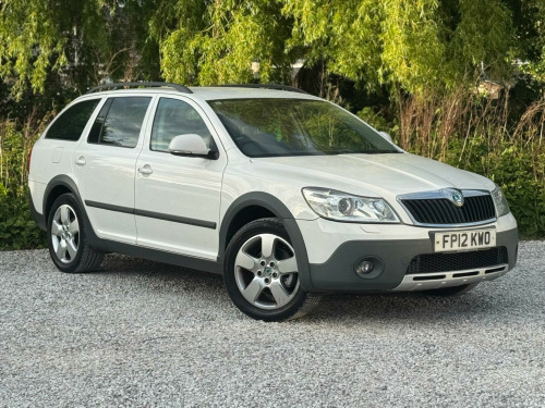 Skoda Octavia  2.0 TDI Scout DSG 4WD Euro 5 5dr