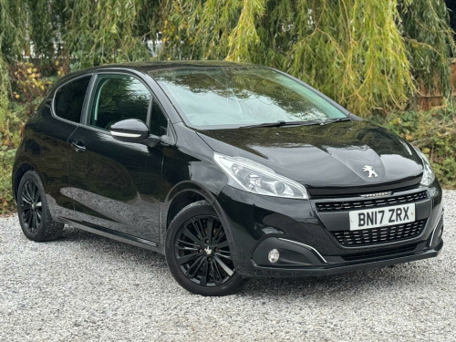Peugeot 208  1.2 PureTech Black Edition Euro 6 3dr