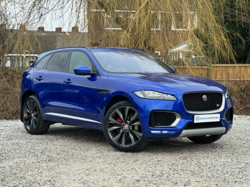 Jaguar F-PACE  3.0 D300 V6 First Edition Auto AWD Euro 6 (s/s) 5dr 