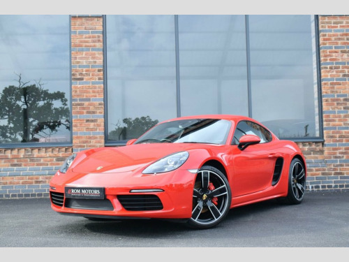 Porsche 718  2.5 CAYMAN S PDK 2d 345 BHP NEW SERVICE & PLUG