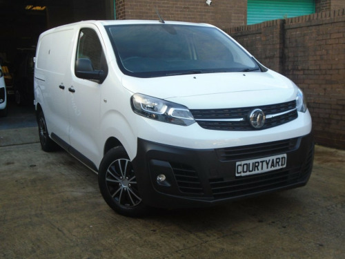 Vauxhall Vivaro  1.5 Turbo D 2900 Dynamic Panel Van 6dr Diesel Manu 