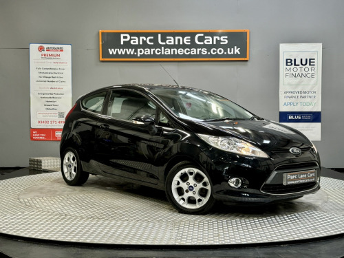 Ford Fiesta  1.4 Zetec 3dr Auto ** ONLY 50000 MILES - AUTOMATIC **