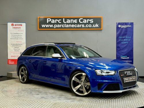 Audi RS4 Saloon  4.2 FSI Quattro 5dr S Tronic ** PAN ROOF - AUDI SERVICE HISTORY **