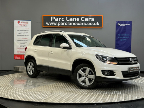 Volkswagen Tiguan  2.0 TDi BlueMotion Tech SE 5dr DSG ** AUTOMATIC **