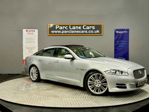 Jaguar XJ  5.0 V8 Portfolio 4dr Auto [LWB] ** ONLY 61000 MILES **