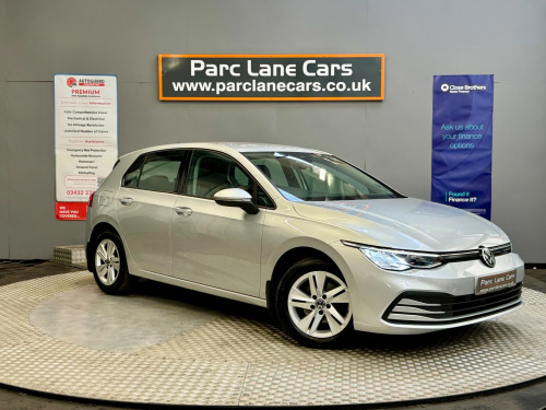 Volkswagen Golf  1.5 eTSI 150 Life 5dr DSG ** HYBRID **