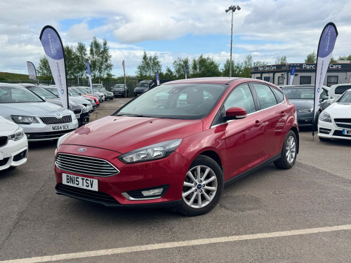 Ford Focus  1.5 EcoBoost Titanium 5dr ** ONLY 43000 MILES **