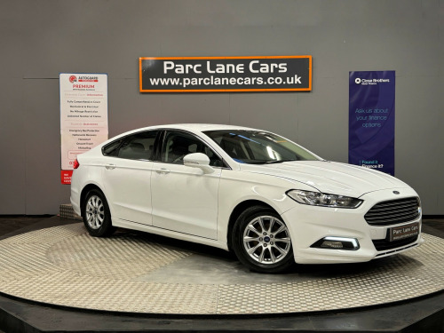 Ford Mondeo  2.0 TDCi Zetec Hatchback 5dr Diesel Manual Euro 6 (150 ps) 