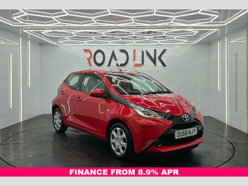 Toyota AYGO  1.0 VVT-i x-play Hatchback 5dr Petrol x-shift Euro