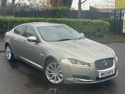 Jaguar XF  2.2d Premium Luxury Saloon 4dr Diesel Auto Euro 5 