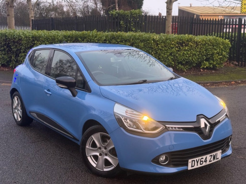 Renault Clio  0.9 TCe Dynamique MediaNav Hatchback 5dr Petrol Ma