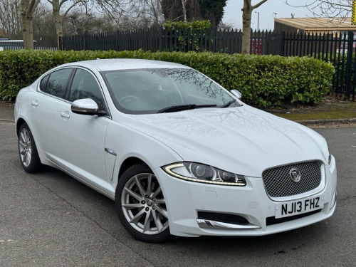 Jaguar XF  2.2d Luxury Saloon 4dr Diesel Auto Euro 5 (s/s) (2