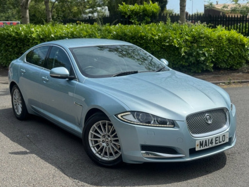 Jaguar XF  2.2d SE Saloon 4dr Diesel Auto Euro 5 (s/s) (163 p